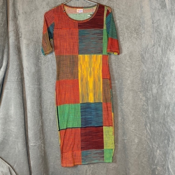 LuLaRoe Dresses & Skirts - Lularoe Patchwork Print Dress